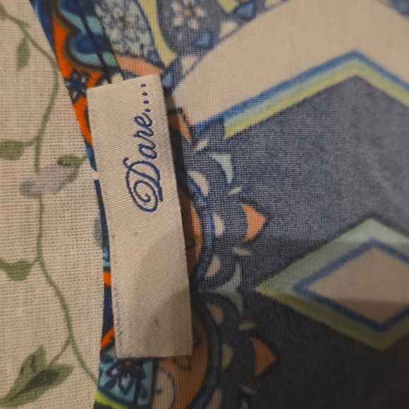 Dare Tunic XL - Picture 2 of 3